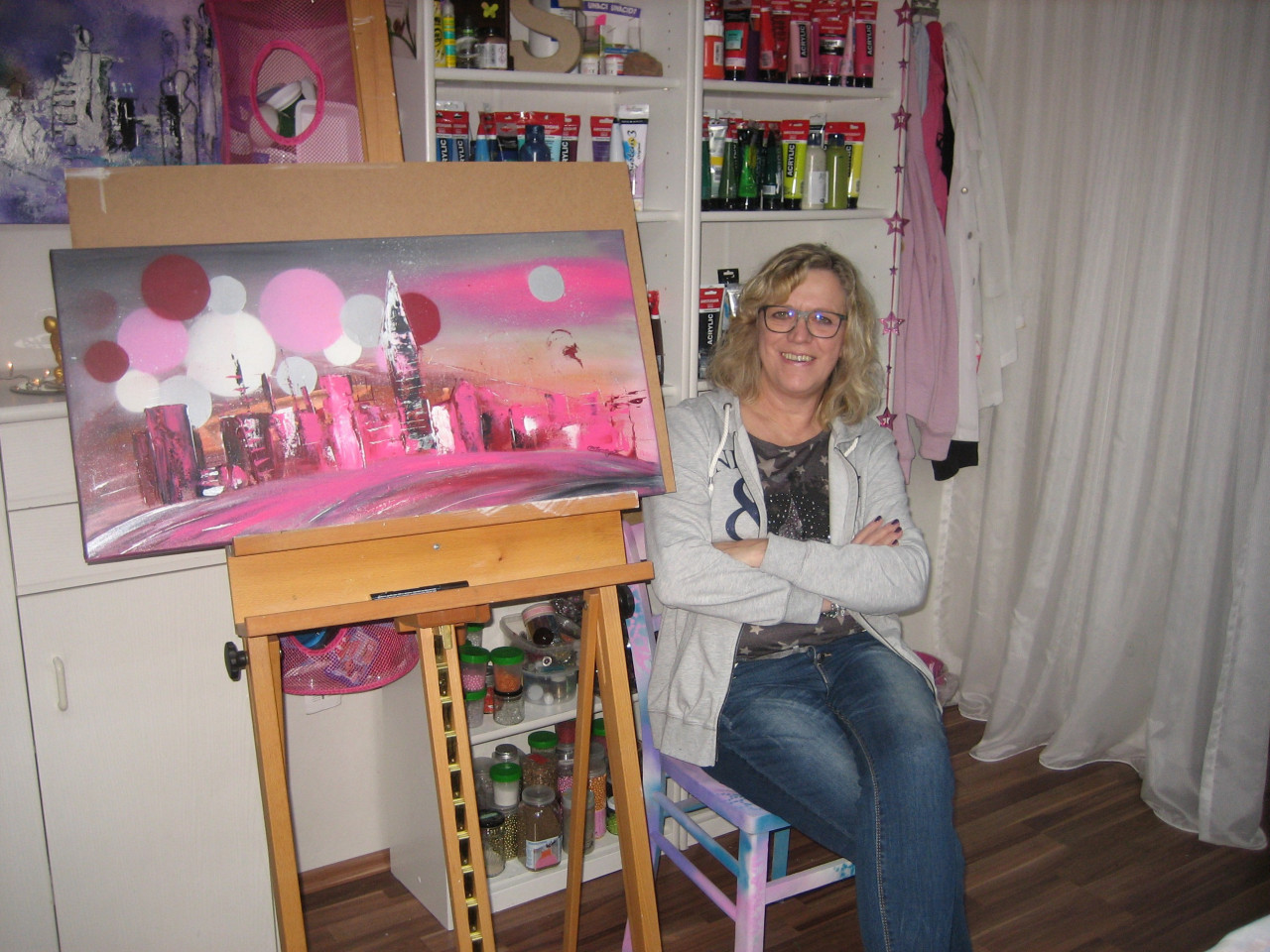 Conny Altmeyer in ihrem Atelier